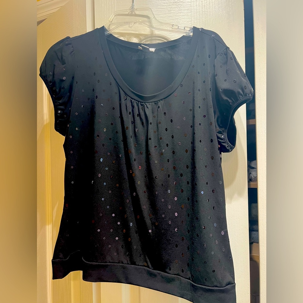 Black blouse with sequins